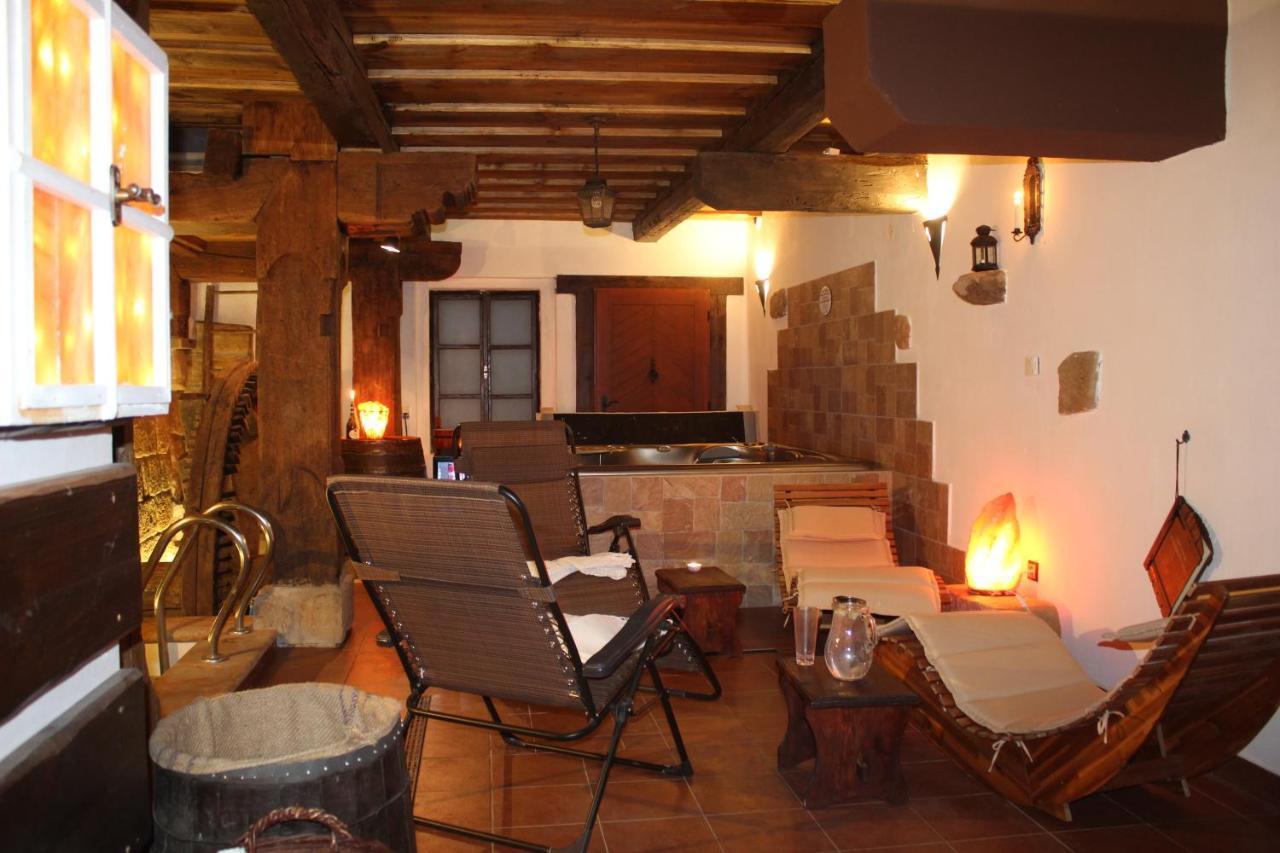 Apartmany Loucny Mlyn Kněžmost Екстериор снимка